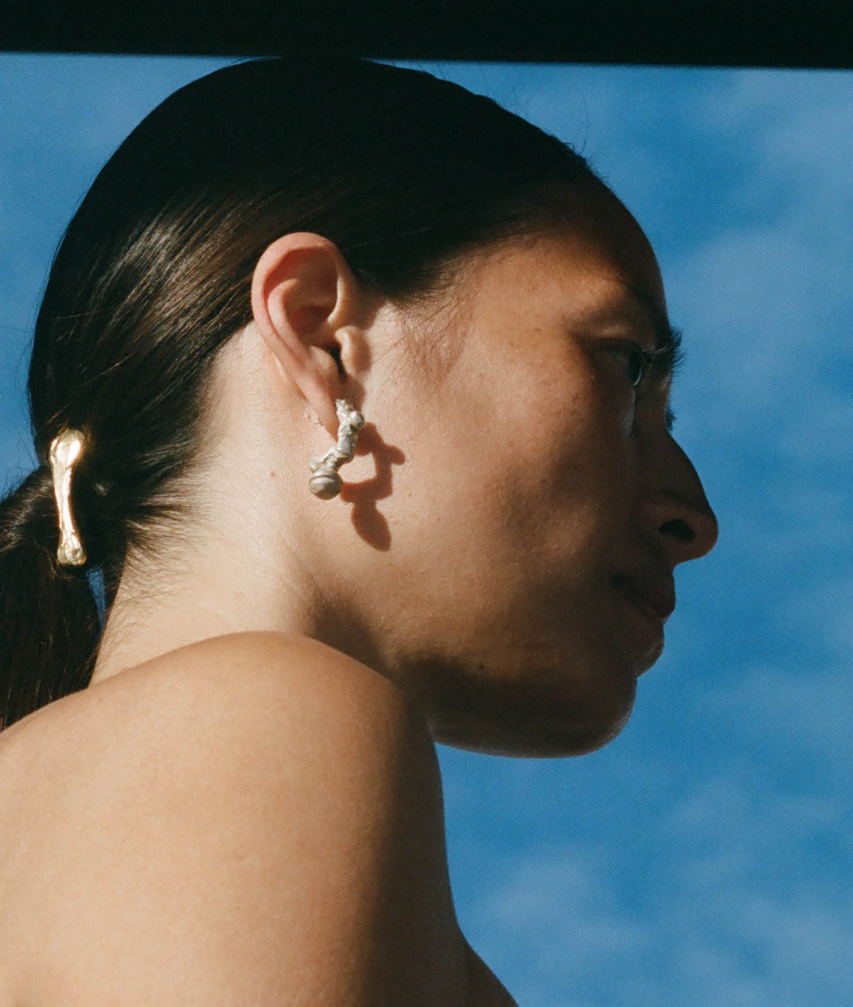The Bones of Rebirth Hair Slide - Image 4