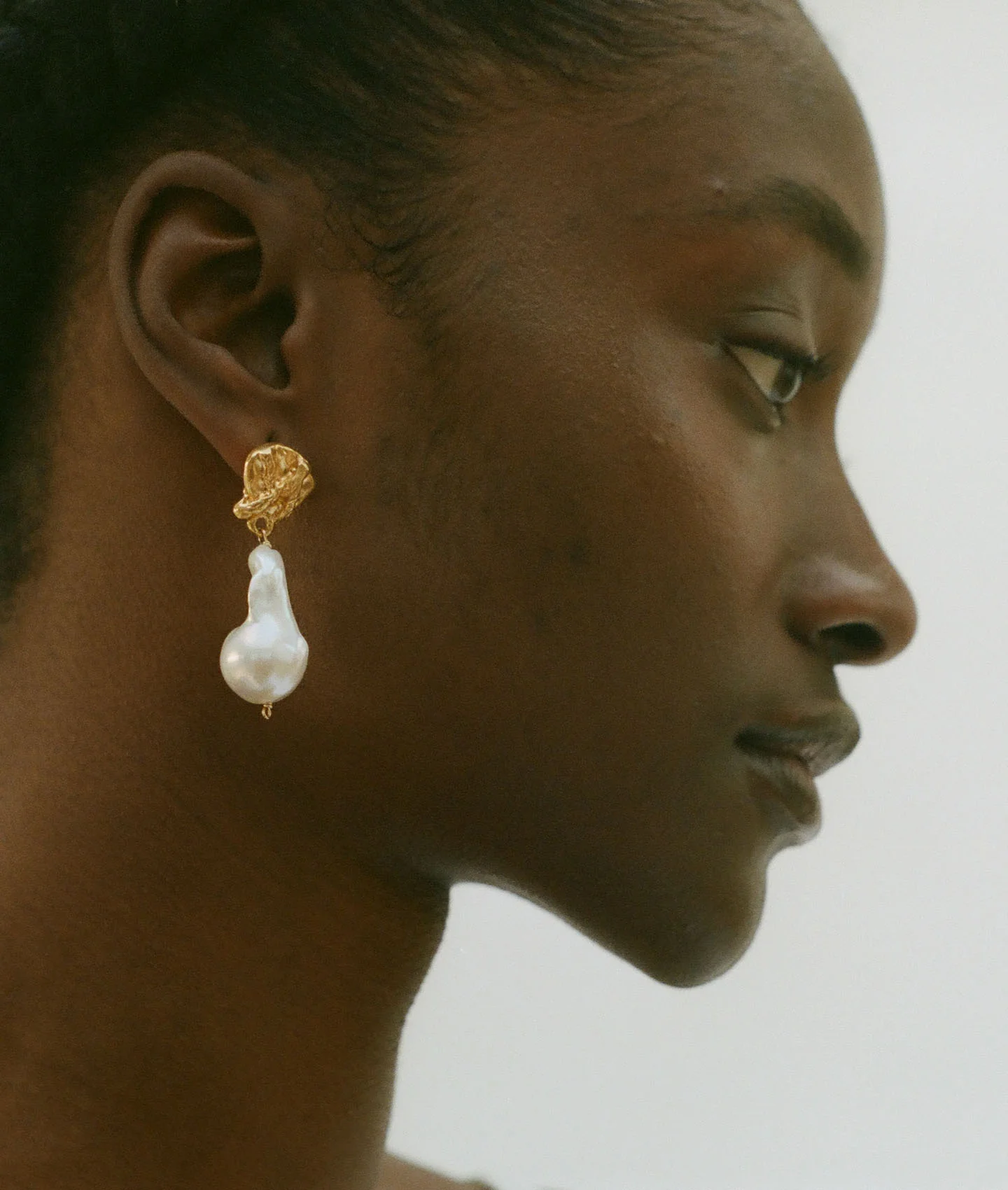 The Fragment of Light Earrings - Image 4