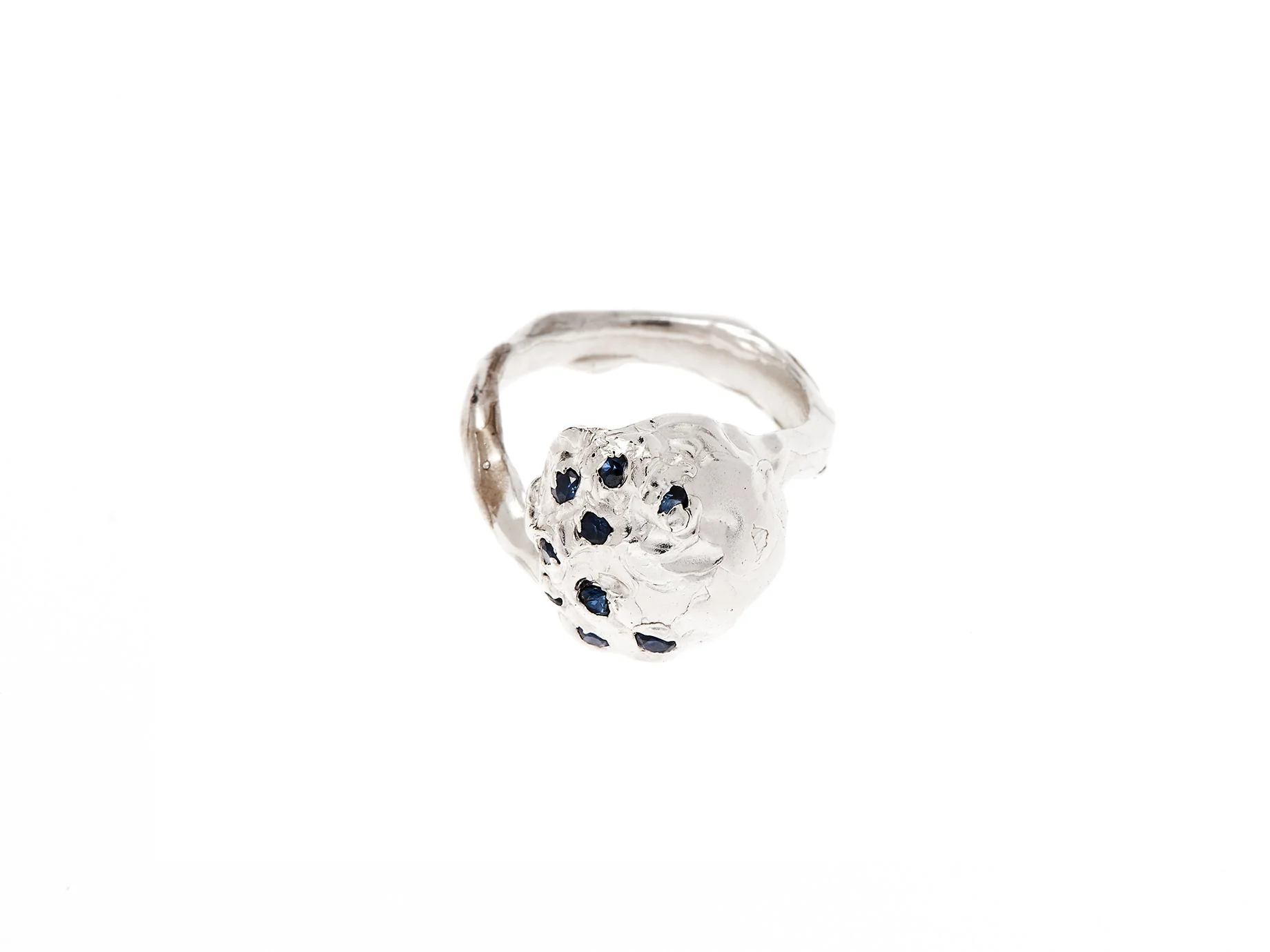 The Sapphire's Path Ring // Ice