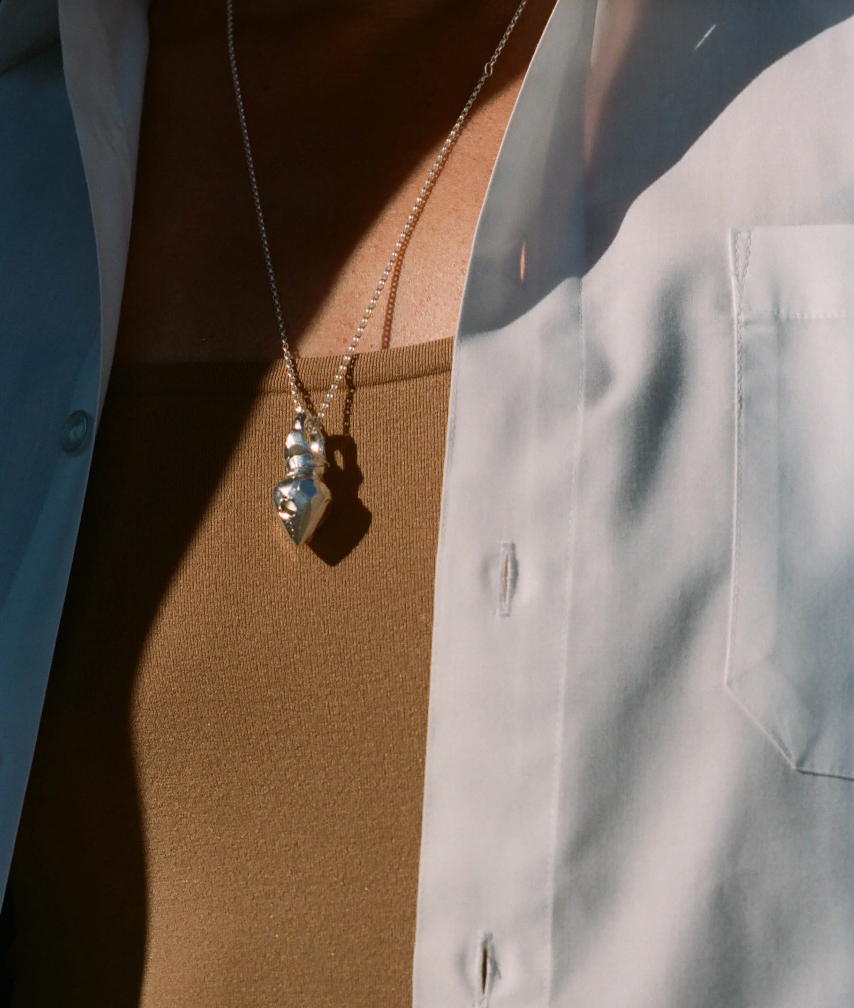 The Vessel of Offerings Necklace - Image 3