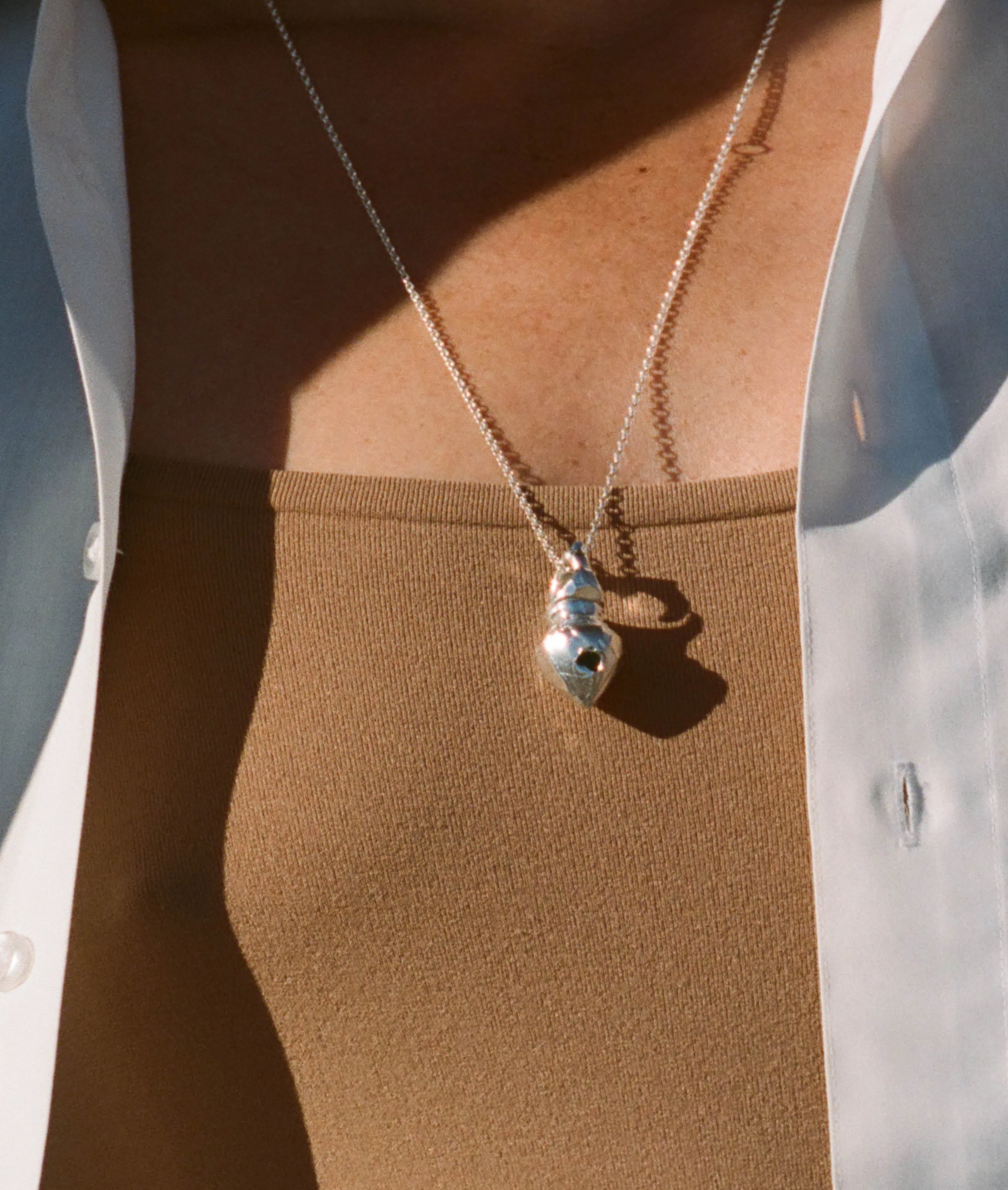 The Vessel of Offerings Necklace - Image 5
